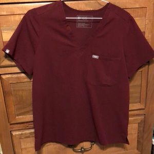 Maroon figs scrub top
